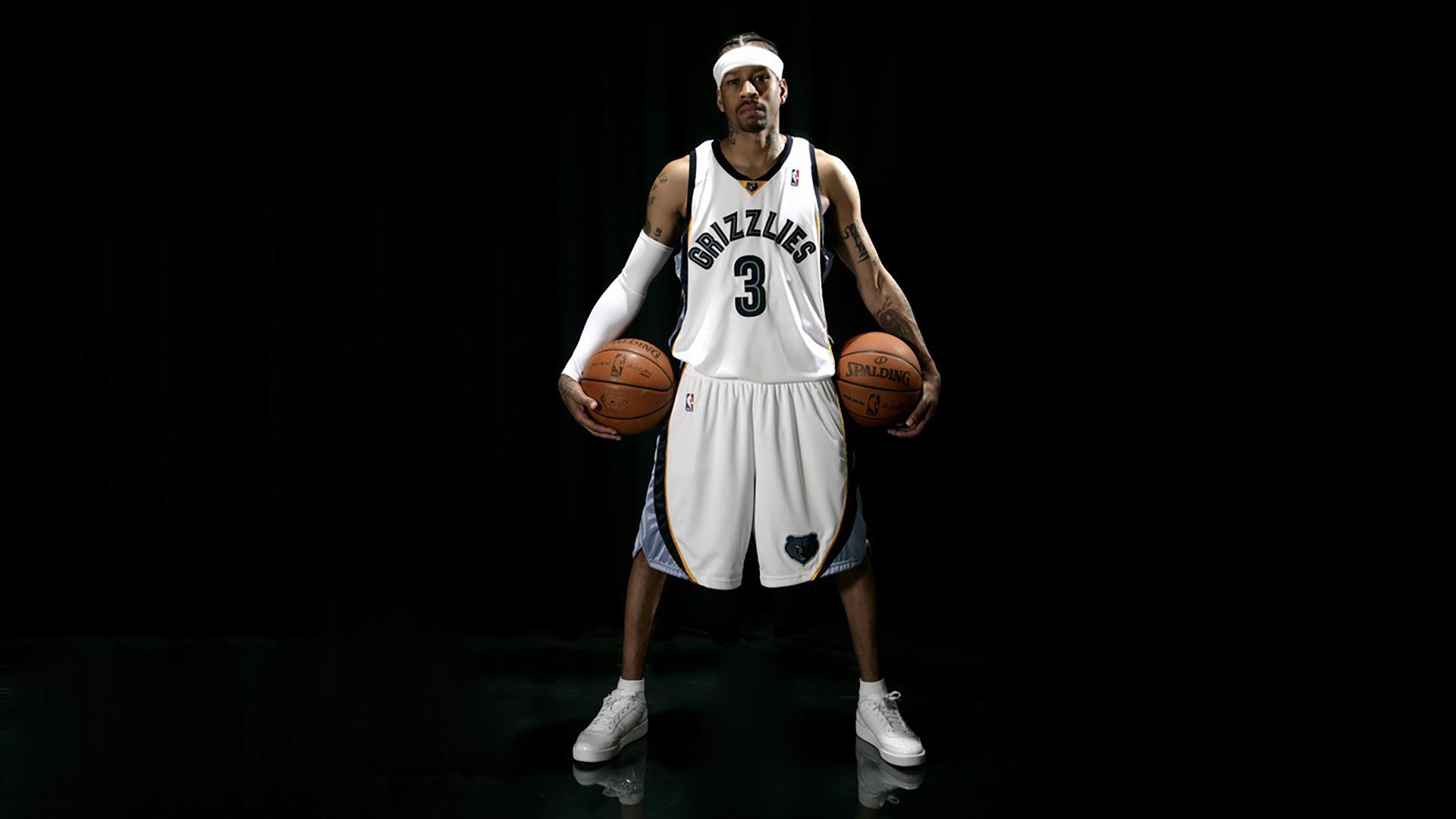 世界杯:球员利用APP实时查看个人跑动与射门统计 作为赛后复盘依据